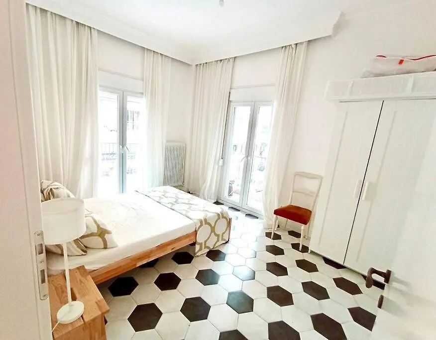 Stylish City Flat Near Promenade Tesalónica Apartamento